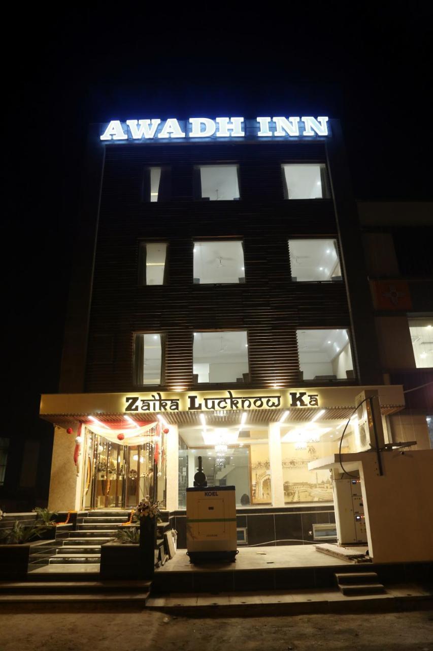 Awadh Inn Noida Dış mekan fotoğraf