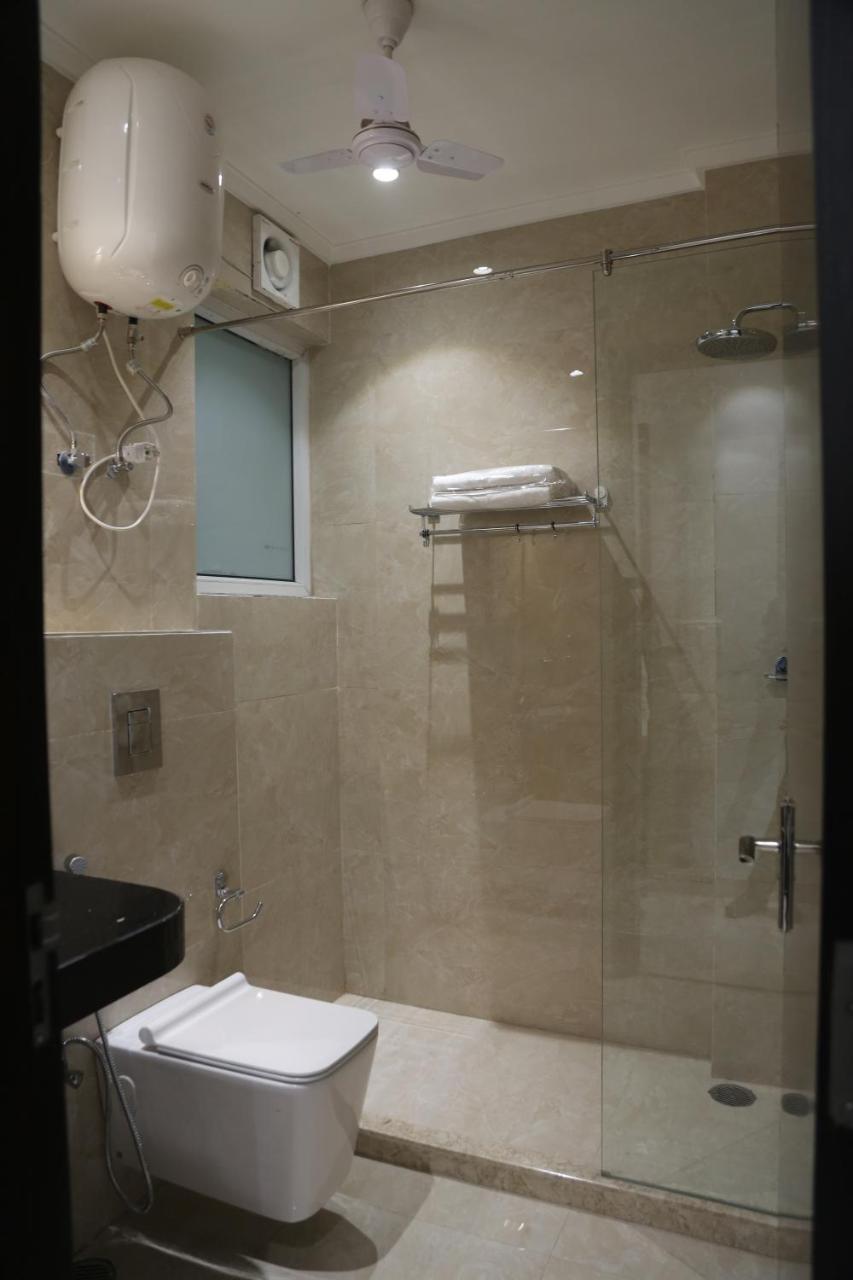 Awadh Inn Noida Dış mekan fotoğraf